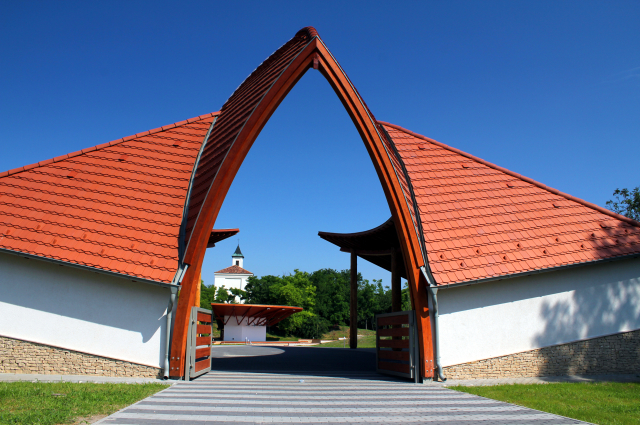 Dinnyési Templomkert Hagyományőrző Turisztikai Központ